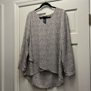 Chelsea &Theodore print blouse with layered front size Medium